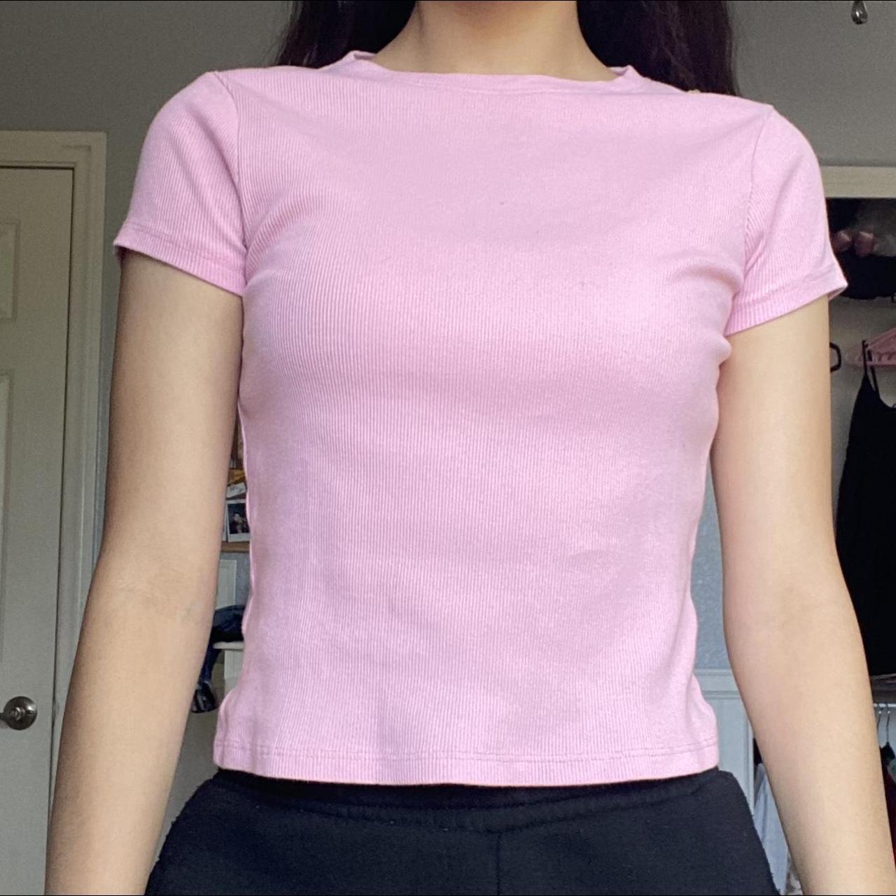 Women S Pink T Shirt Depop