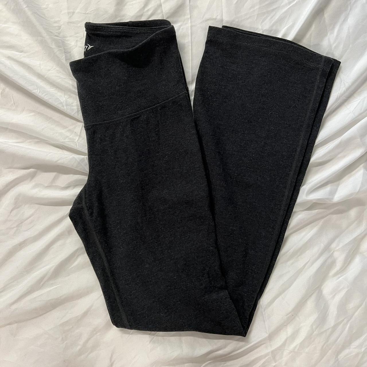 Dark Gray Flare Active Leggings im 5’6” and it hits... - Depop