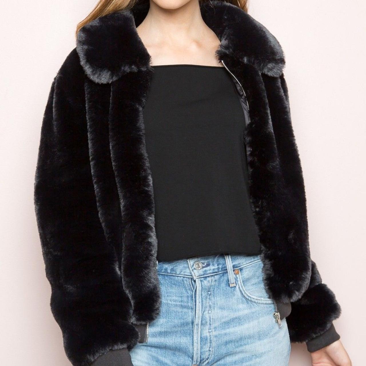 Brandy melville outlet fur coat