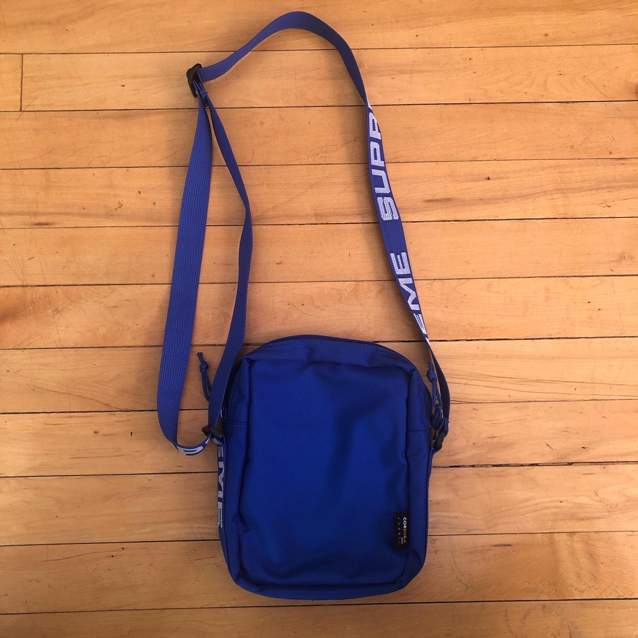 Supreme ss18 shoulder bag, been used but in very - Depop