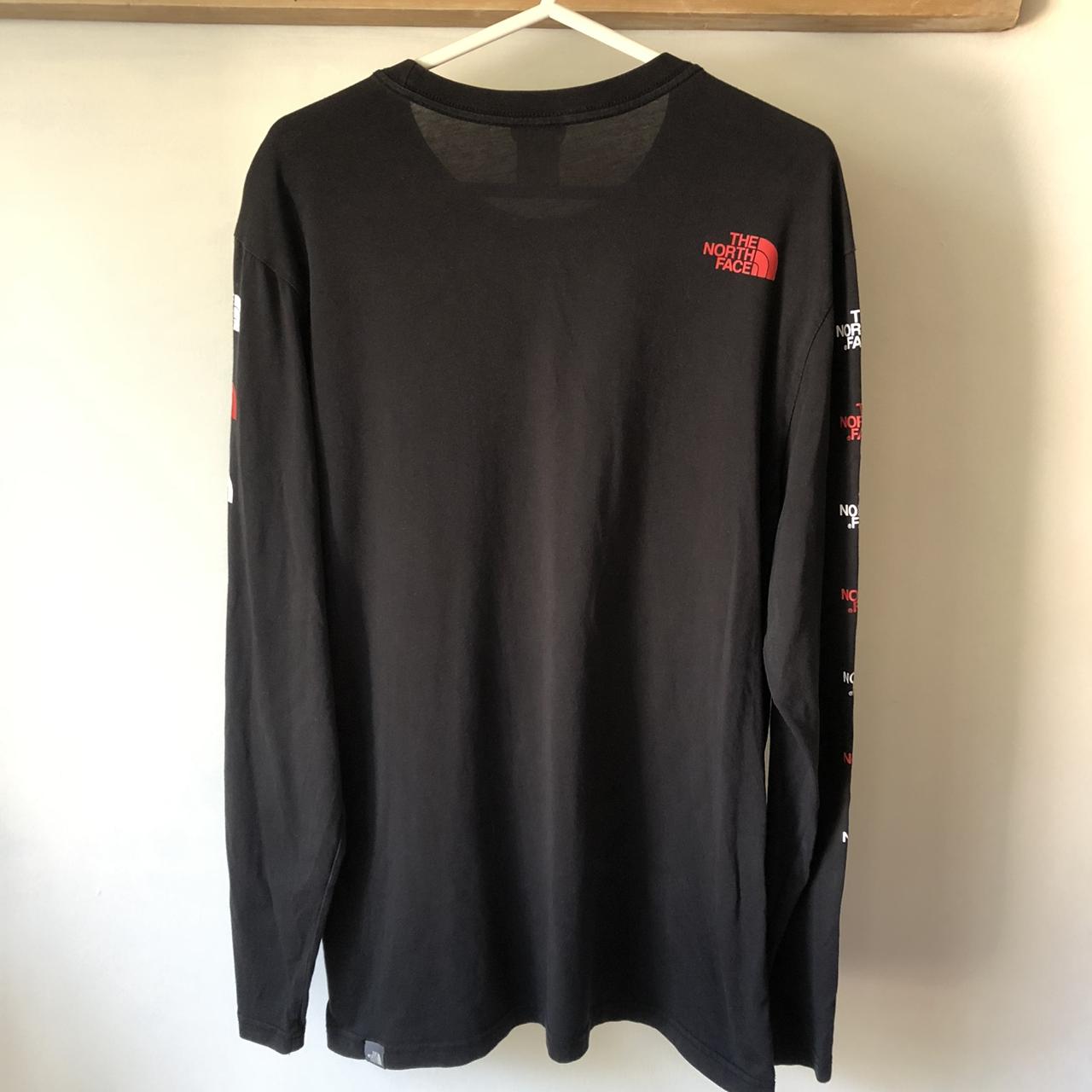 The North Face repeat logo long sleeve tee. Size L