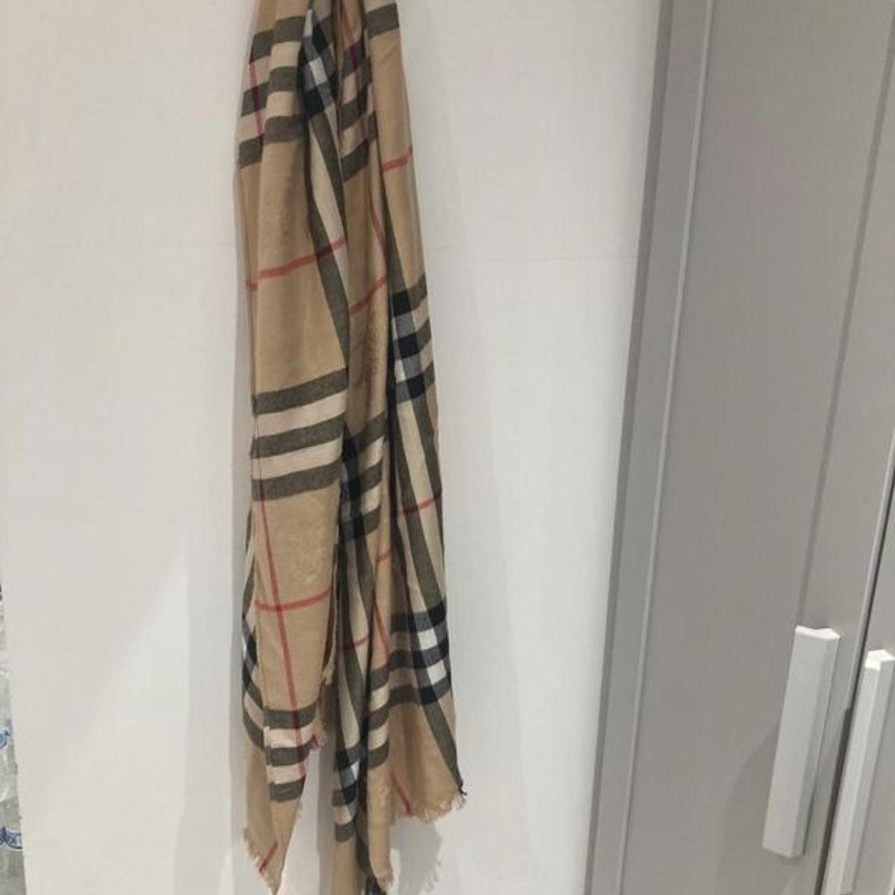 Burberry scarf depop best sale