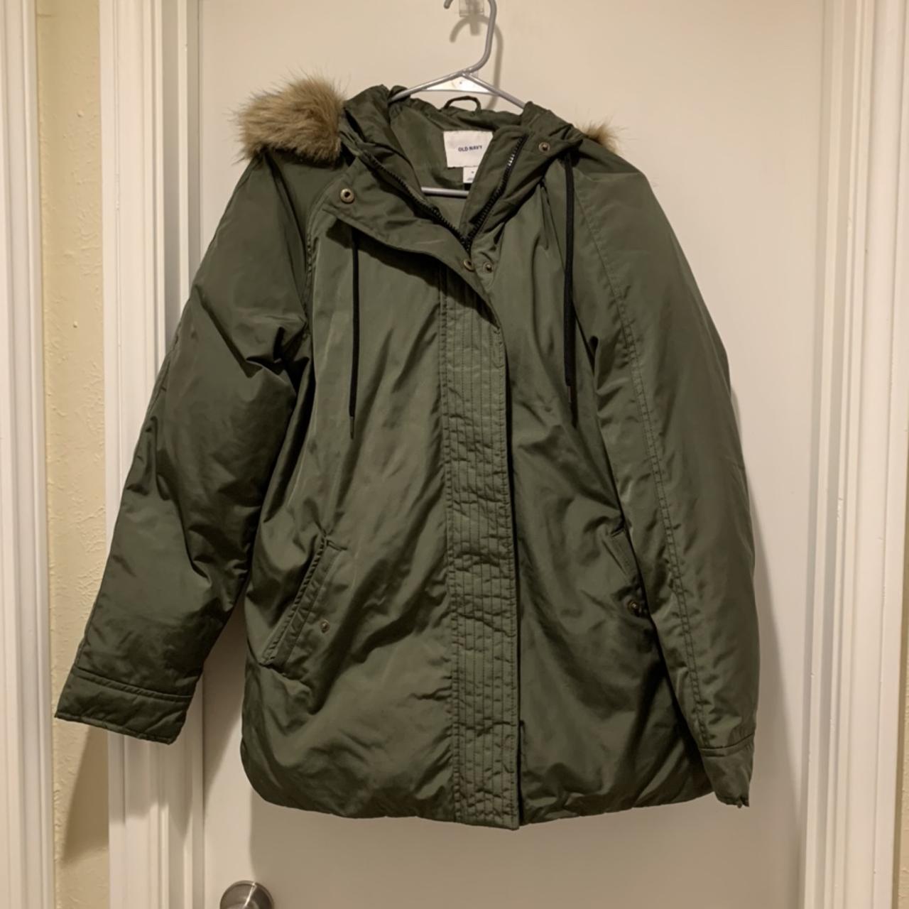 Old Navy Women's Coat | Depop