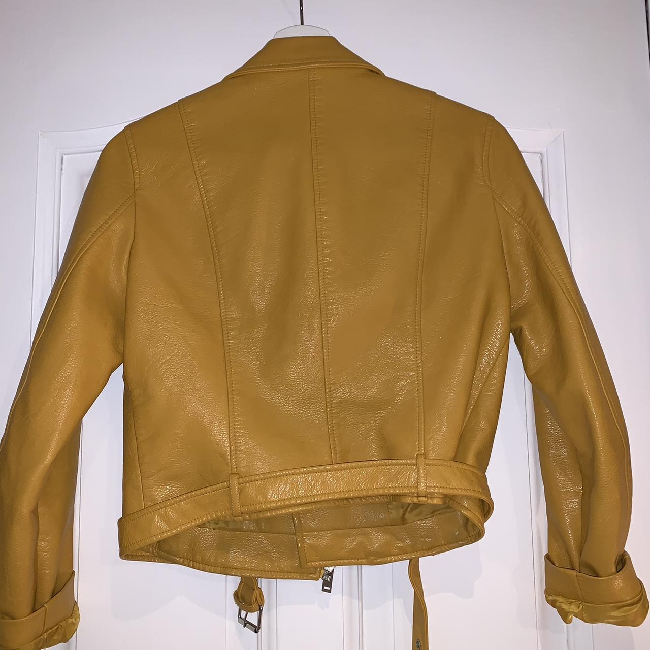 Zara Women's Yellow Jacket Depop