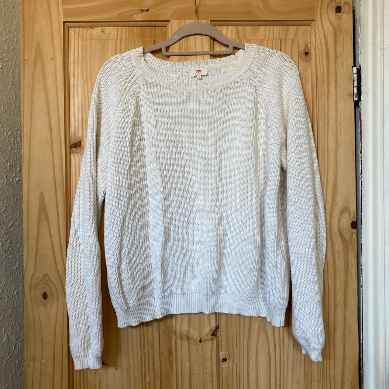 Levi's Women's Sweatshirt | Depop