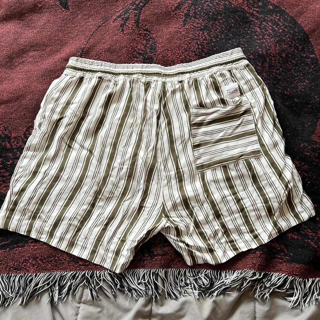 Native Youth Men's Green and White Shorts (2)
