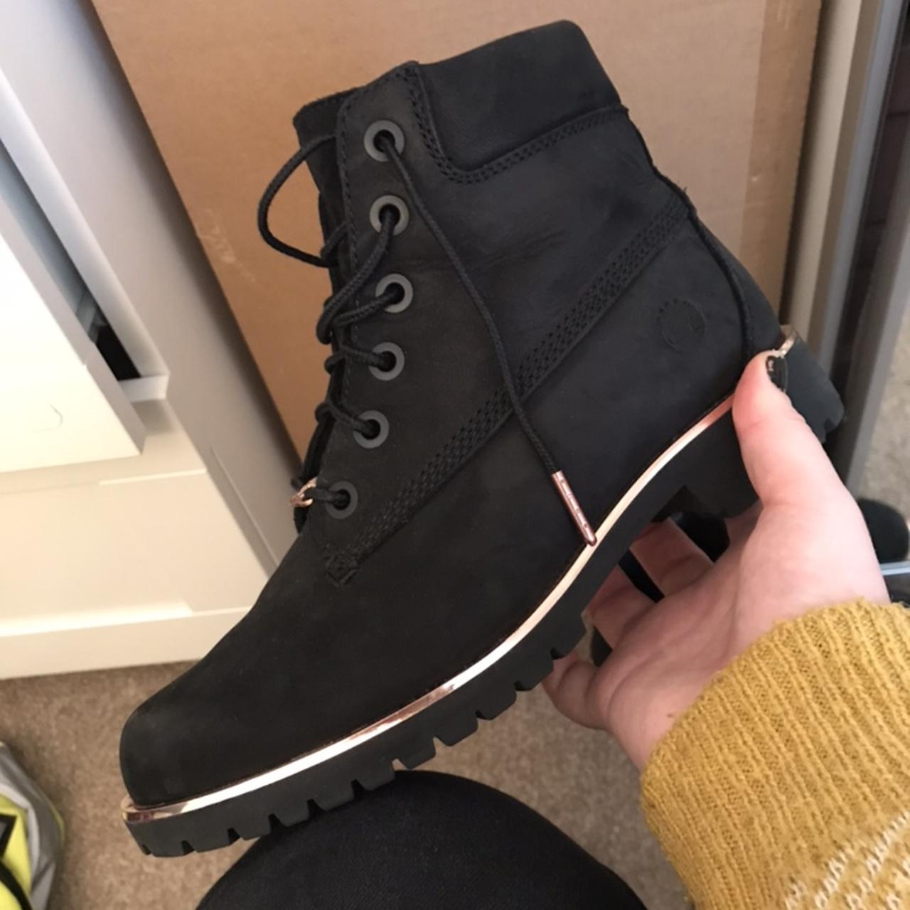 Timberland black store rose gold rand