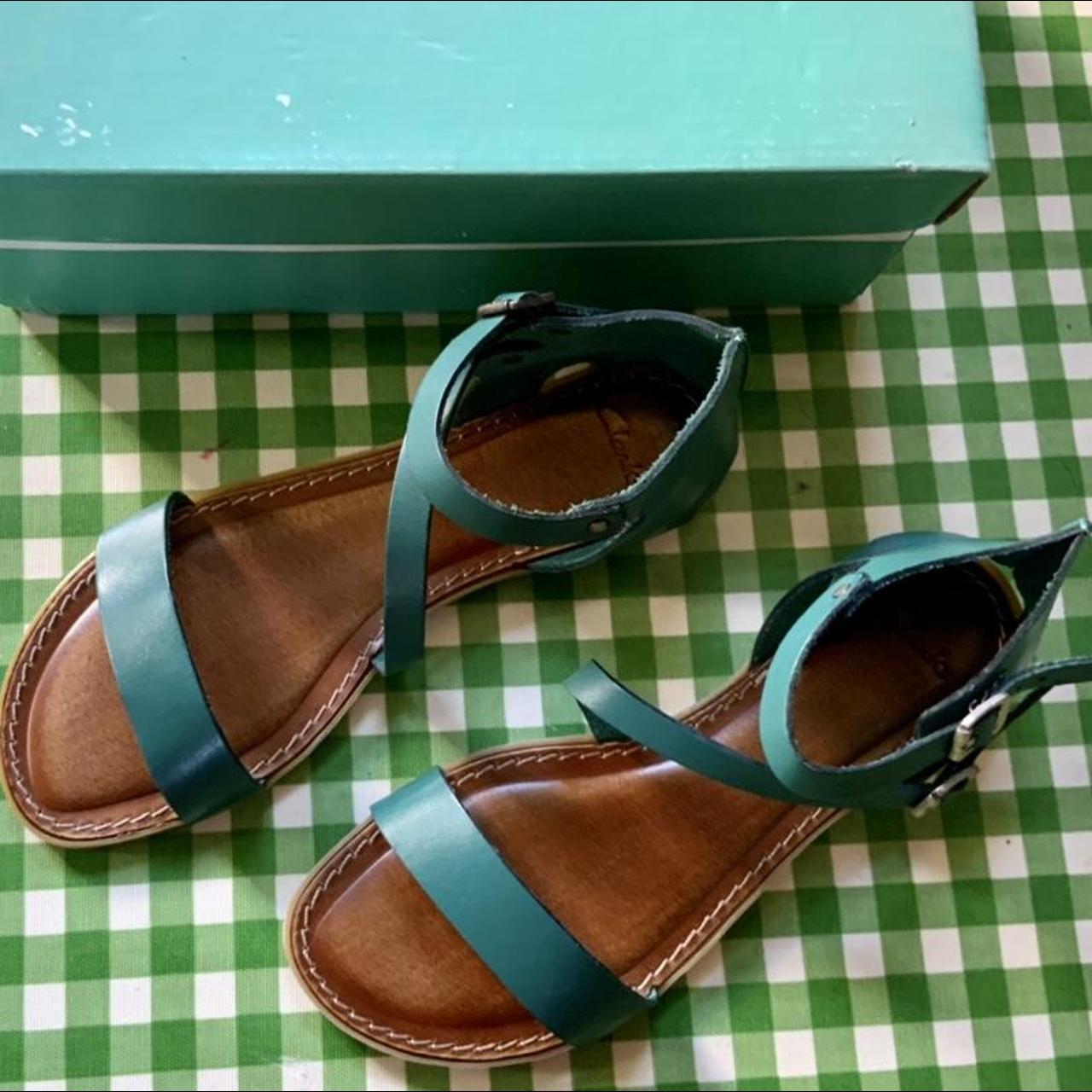 clarkssandals