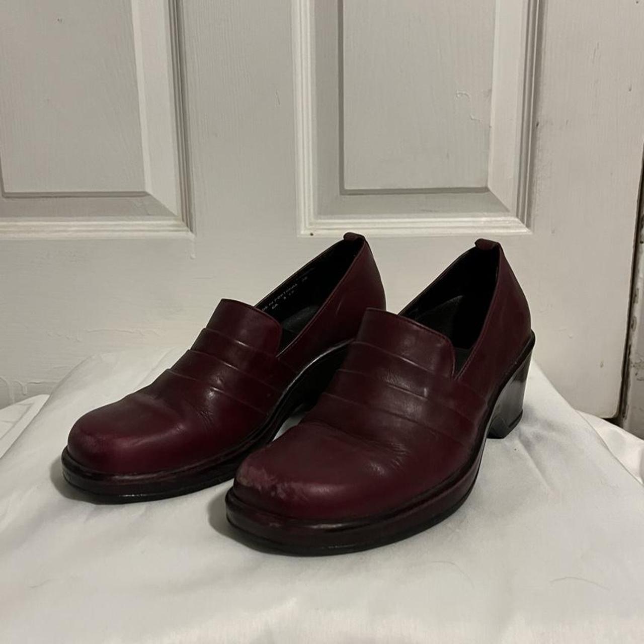 Burgundy clogs hot sale