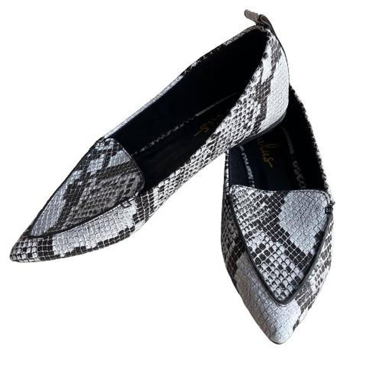 Product Image 1 - Snakeskin Pointed Flats 

Size 6.5.