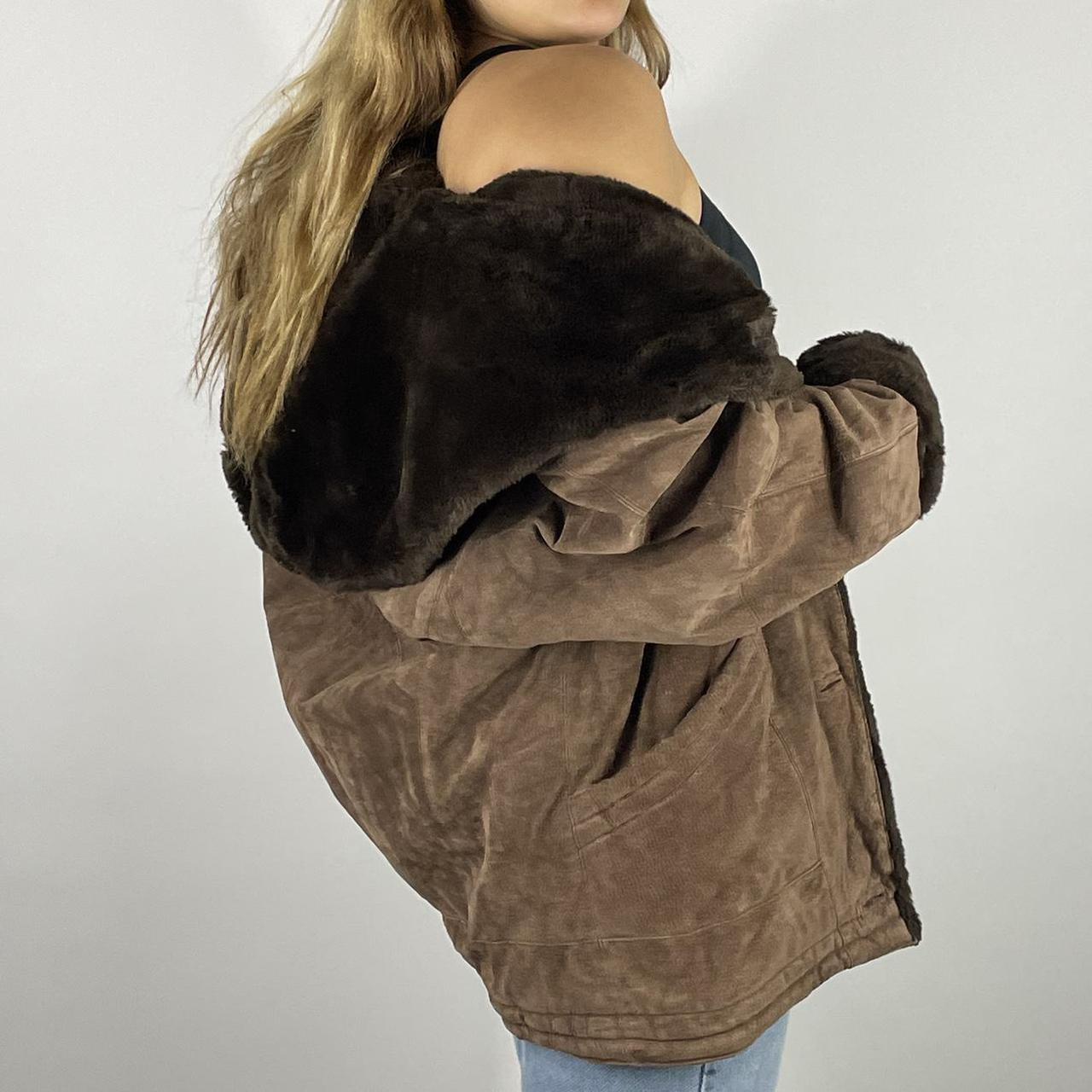 Product Image 3 - Vintage fur trim jacket .