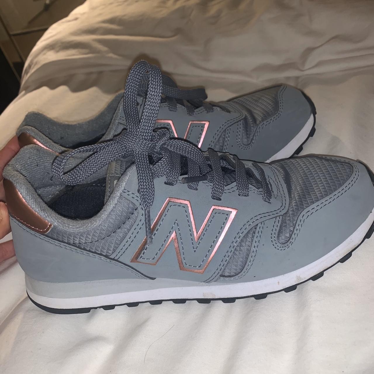 Gray and rose clearance gold new balance