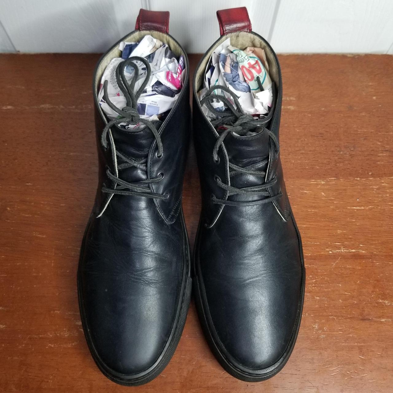 Men's Black and Red Trainers (2)
