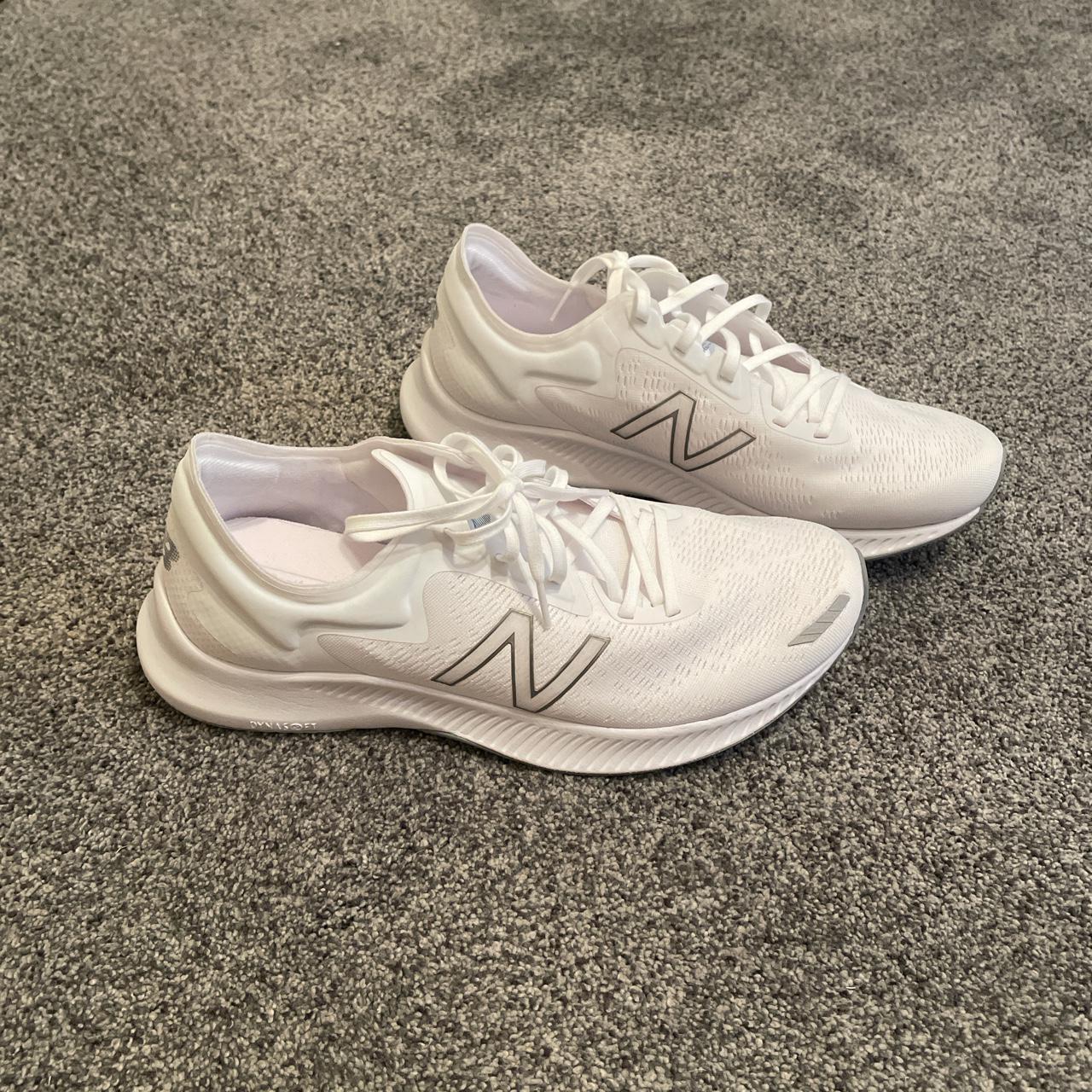 New Balance Men's White and Grey Trainers