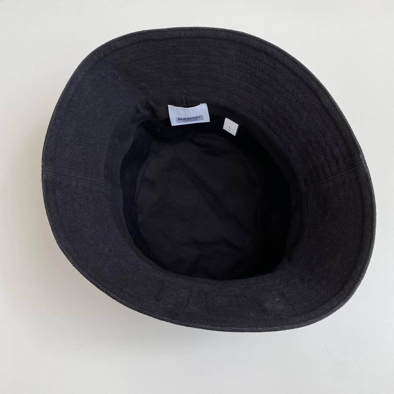 Burberry bucket shop hat depop