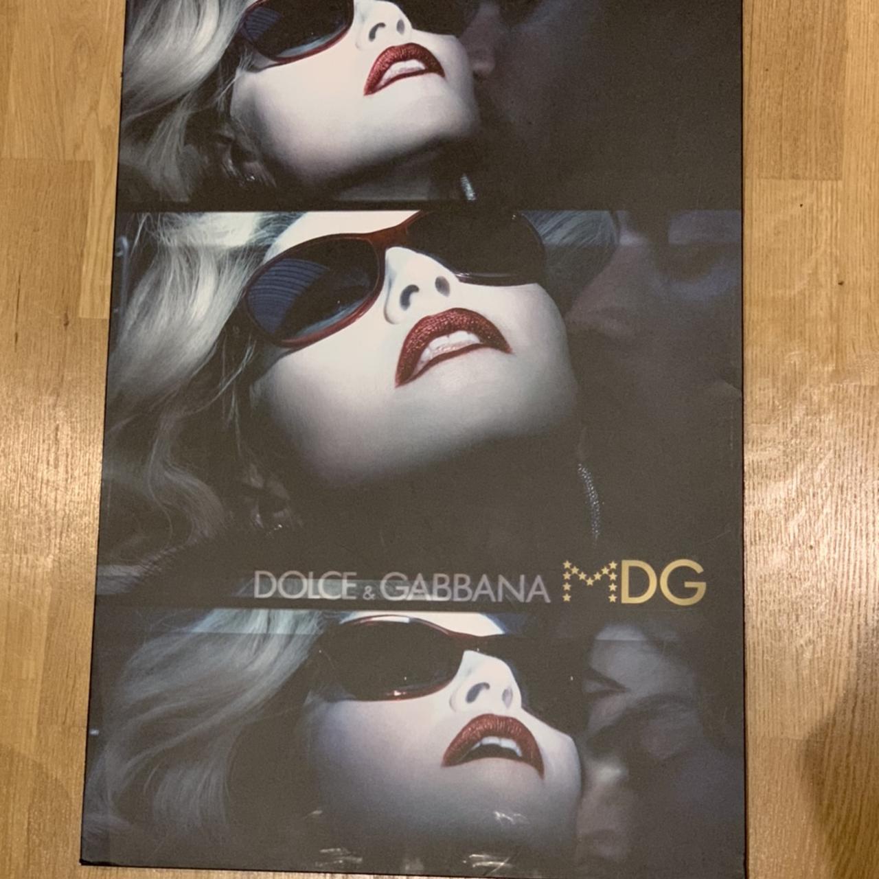 Bellissimi cartonati di Madonna Depop