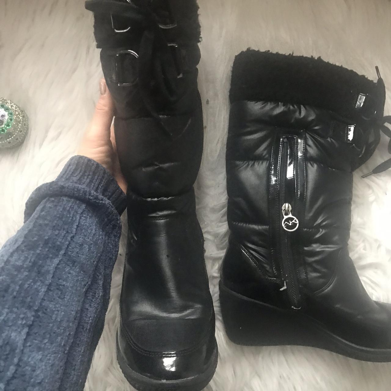 Anne Klein snow/rain boots . Size 7 in-fair... - Depop