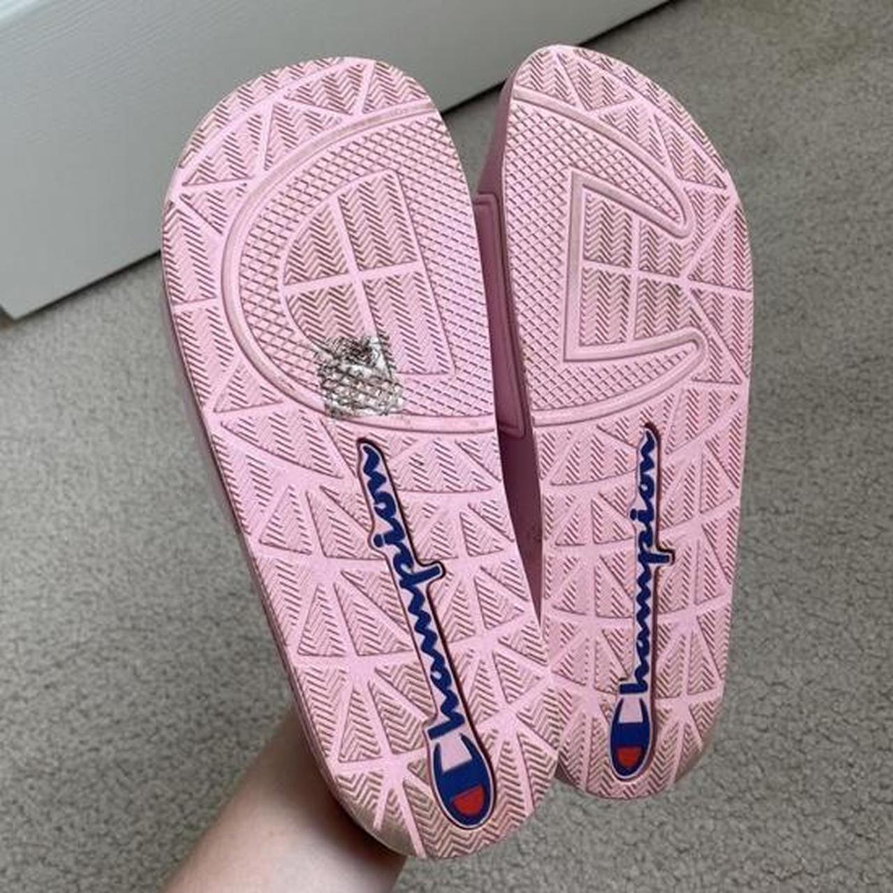 Pink champion sale slides womens