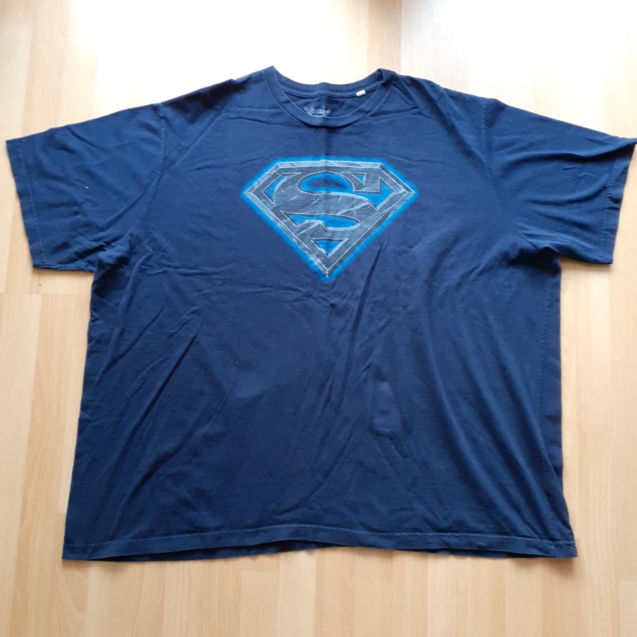 Vintage navy Superman T shirt Super cute and... - Depop