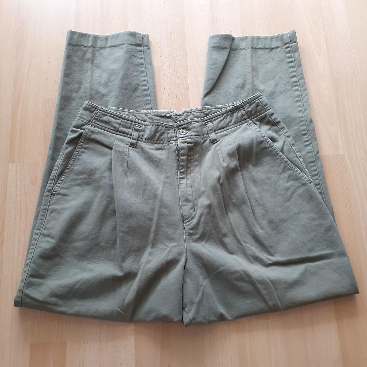 Vintage high waist army green pants Super cute and... Depop