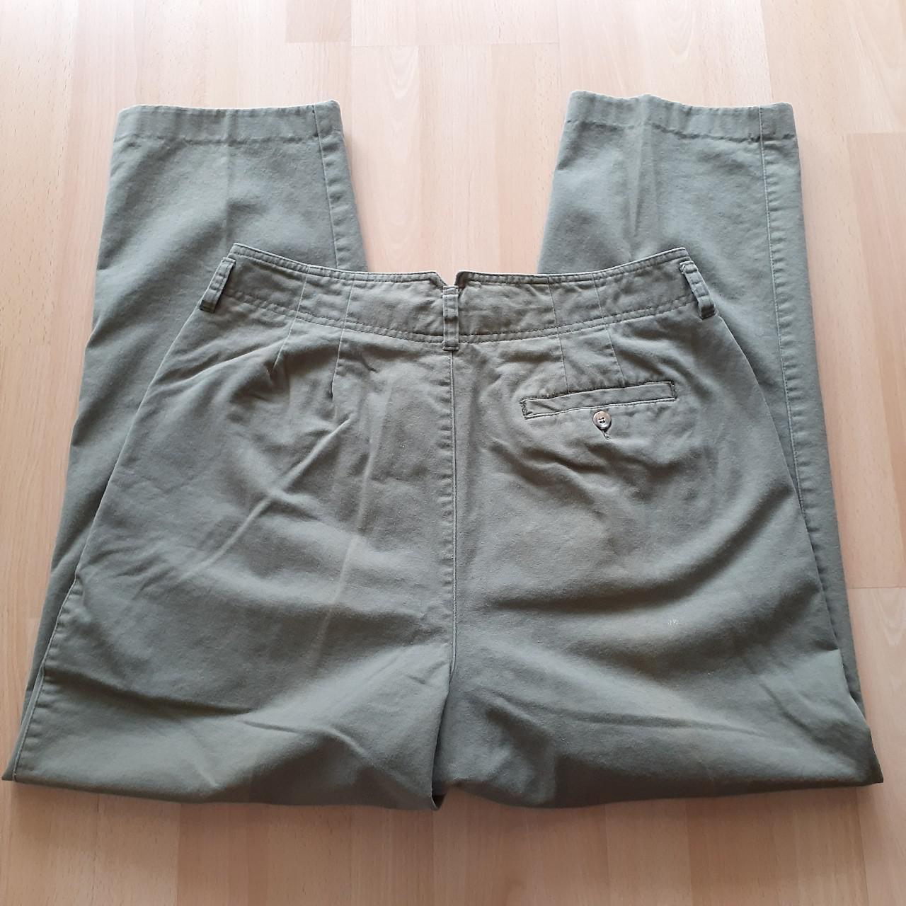 Vintage high waist army green pants Super cute and... Depop