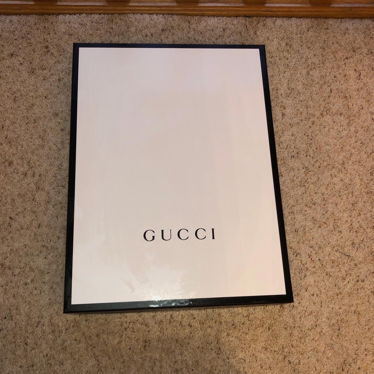 Another AUTHENTIC GUCCI BOX FOR CLOTHING... - Depop