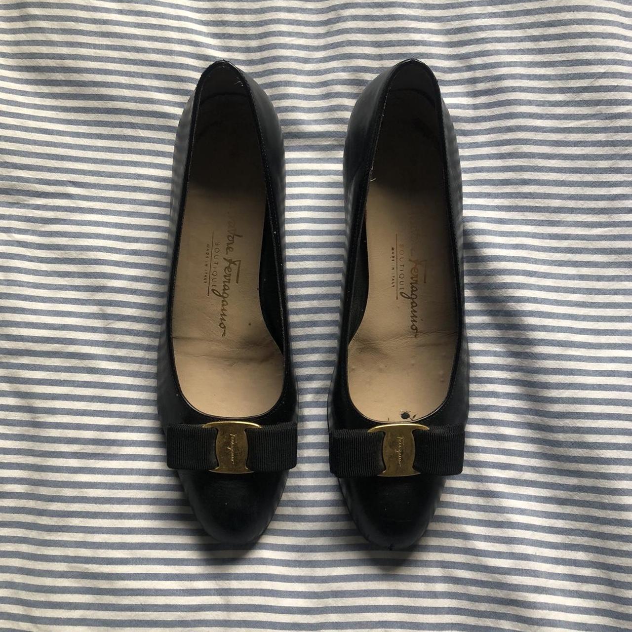 Salvatore Ferragamo Women's Black and Gold Footwear | Depop