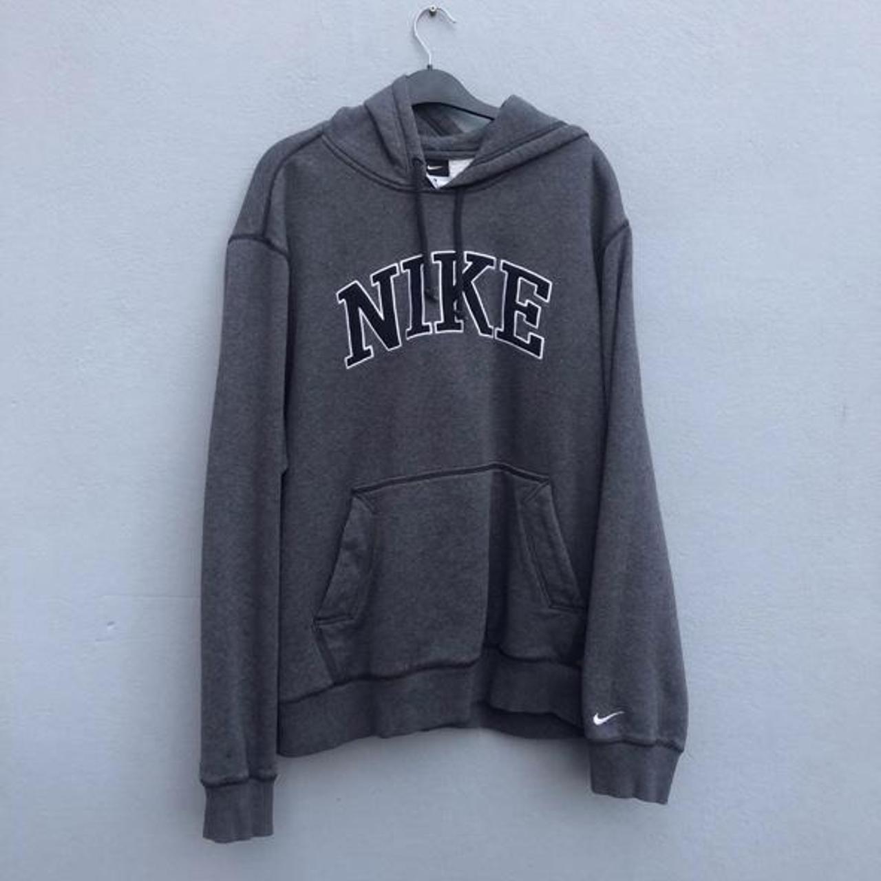 vintage retro nike sweatshirt