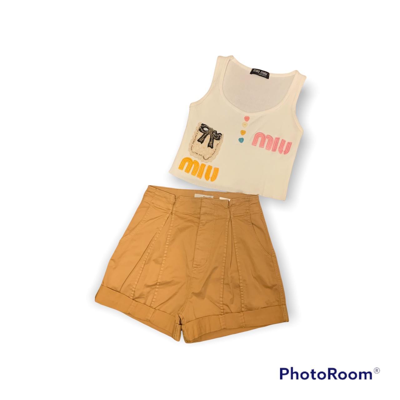 Joie Women's Tan Shorts Depop