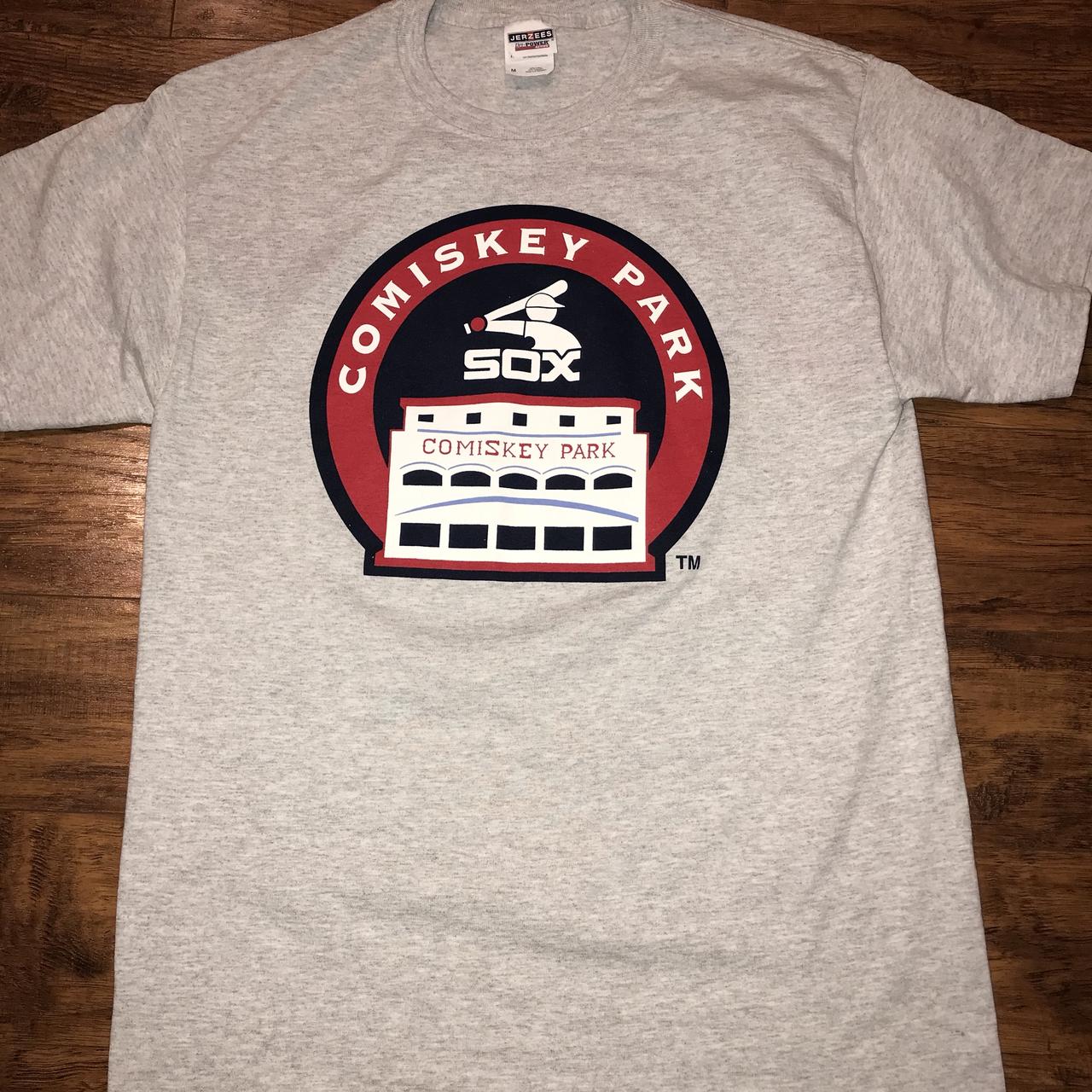 Vintage Comiskey park White Sox t-shirt. Jerzees - Depop