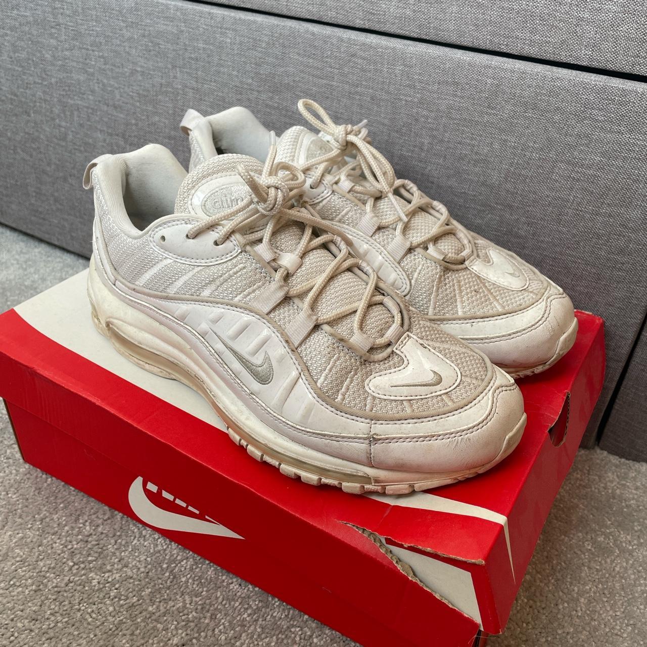 item listed by lxngbow