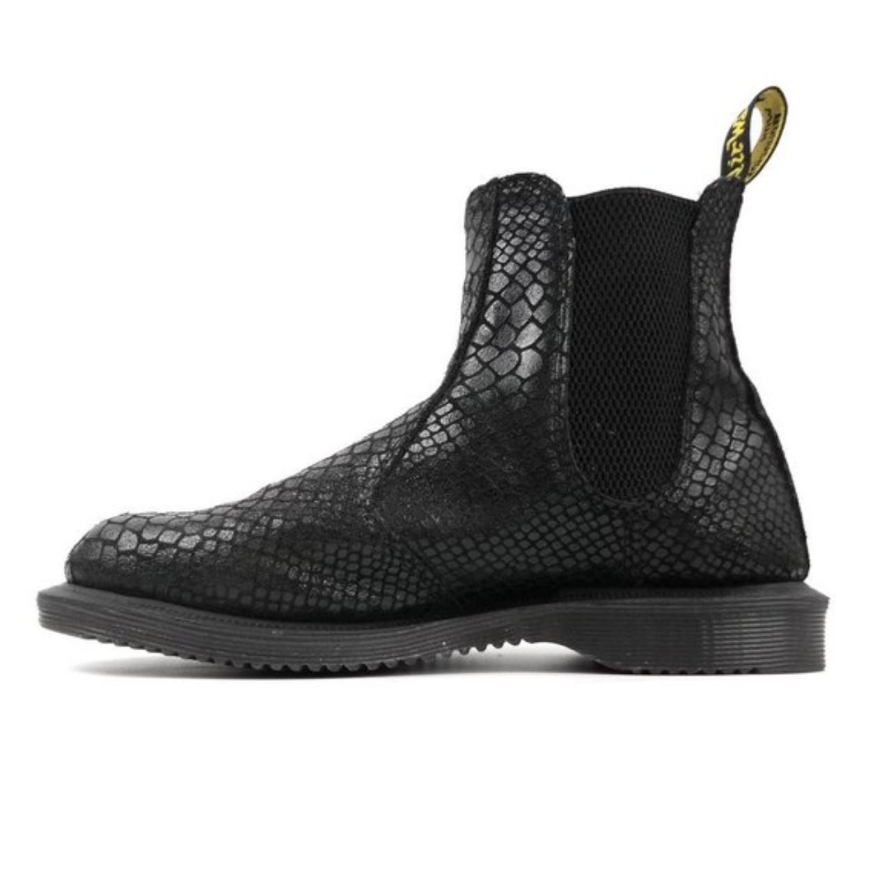 Dr martens flora outlet snakeskin