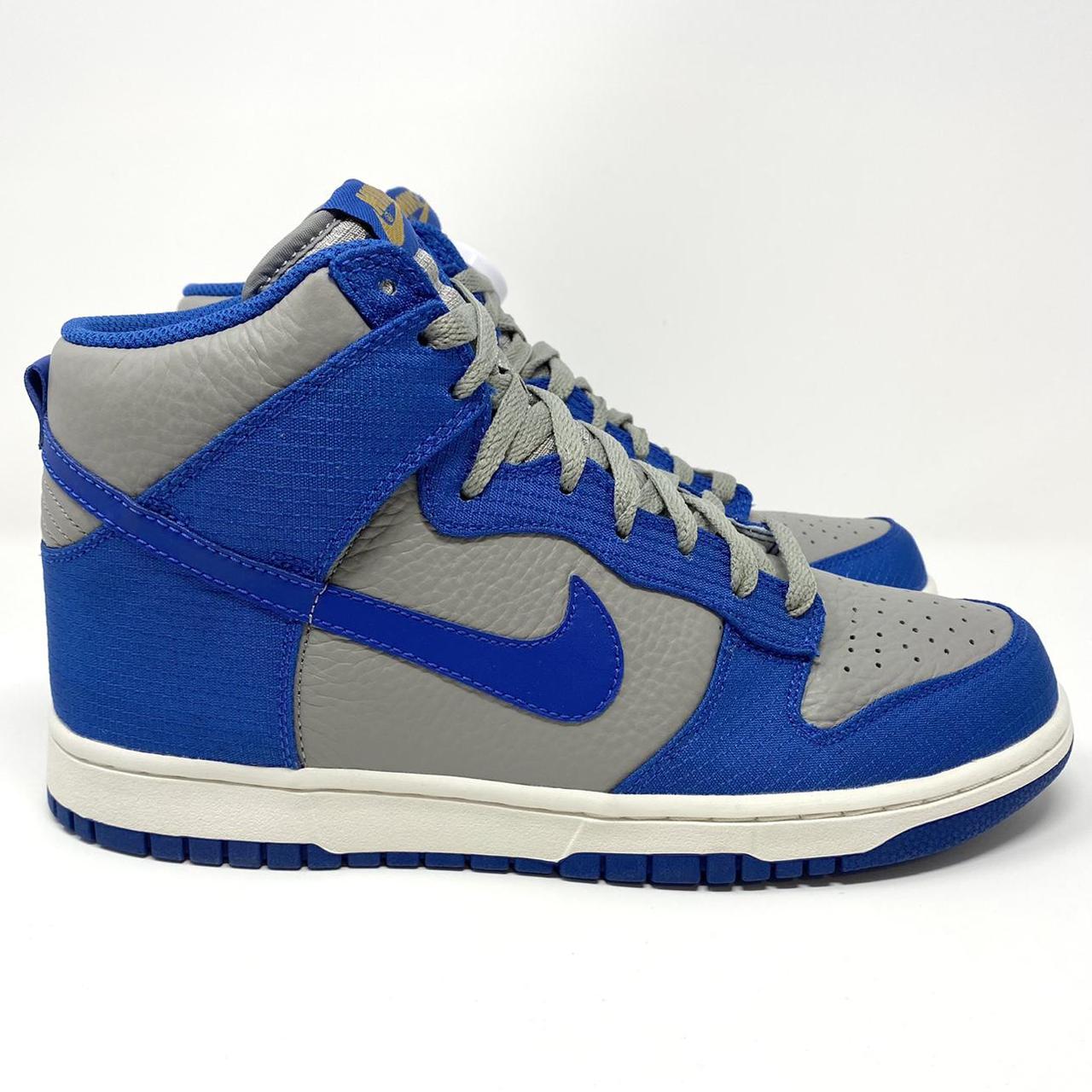 2009 DS Nike Dunk High LE Sneakers Kentucky... - Depop