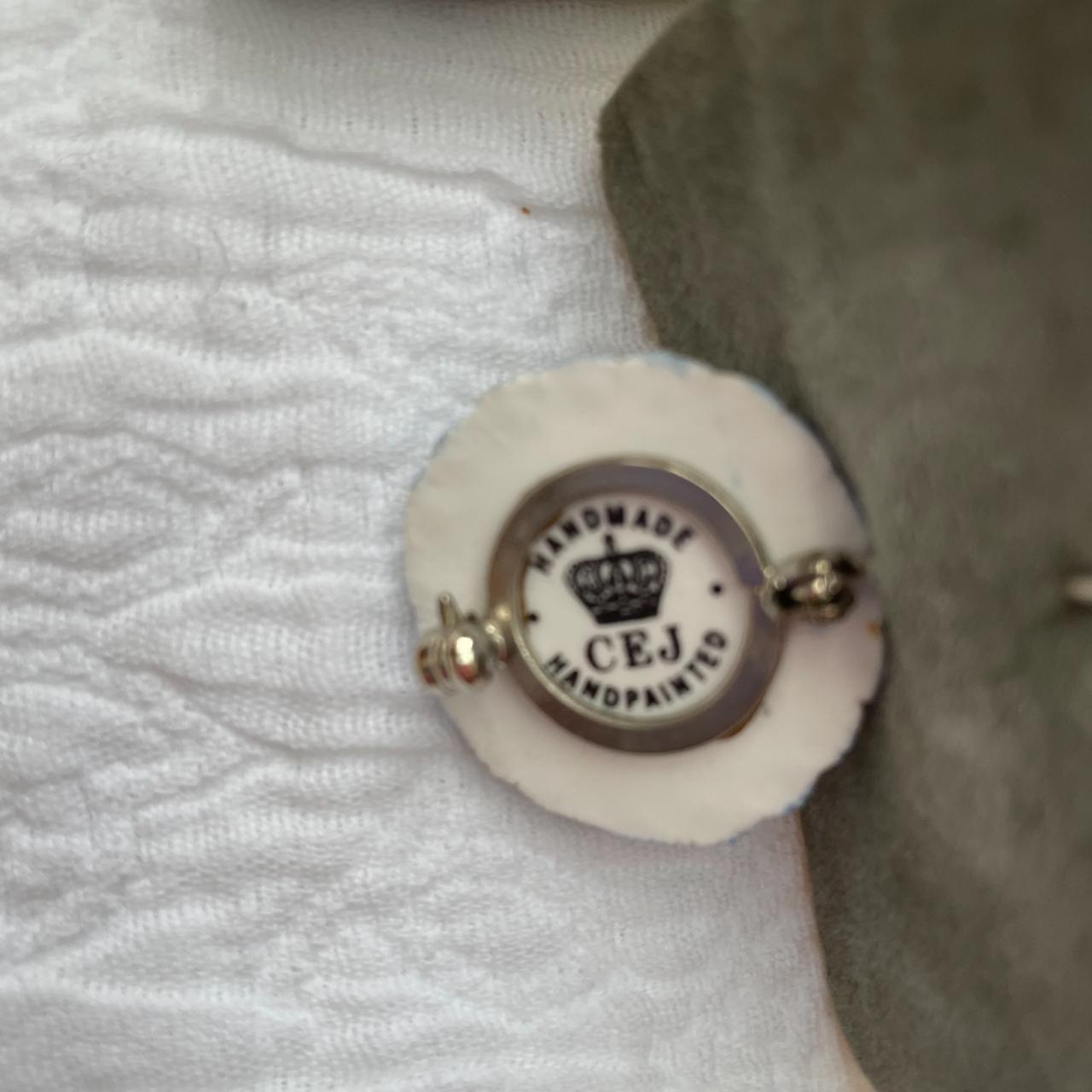 Crown English Jewellery regency spring hat... Depop