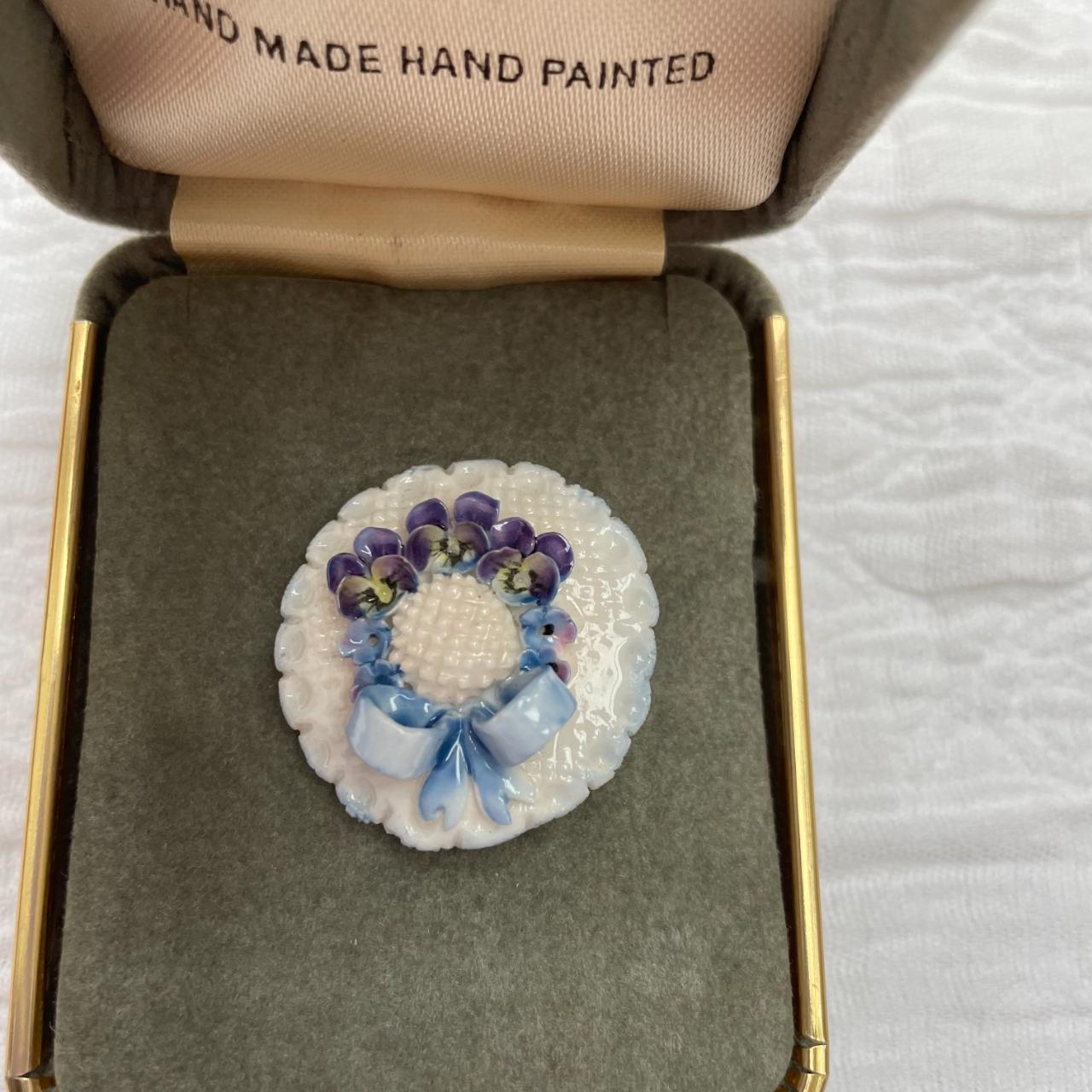 Crown English Jewellery regency spring hat... Depop