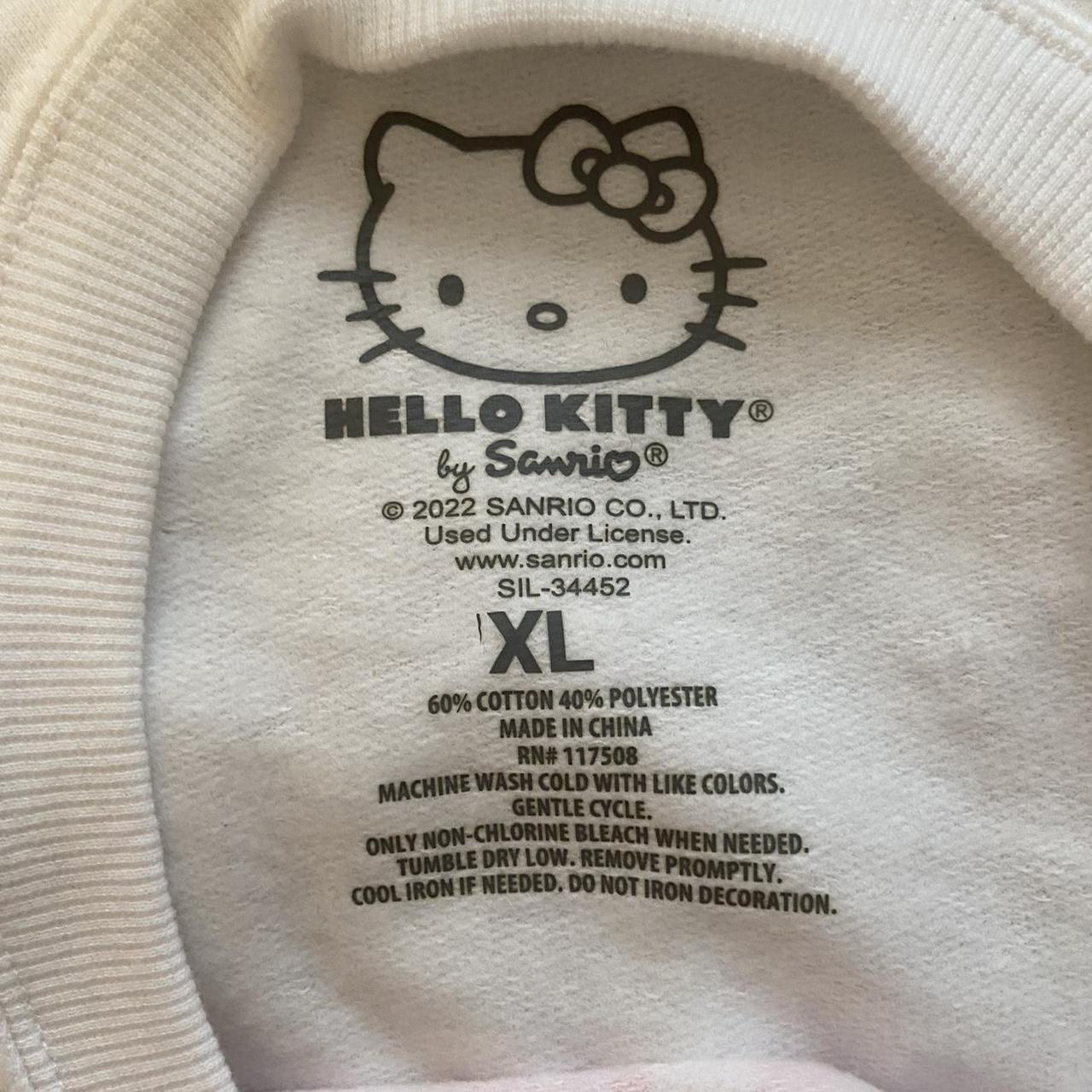 hello kitty crewneck 💭 never... - Depop