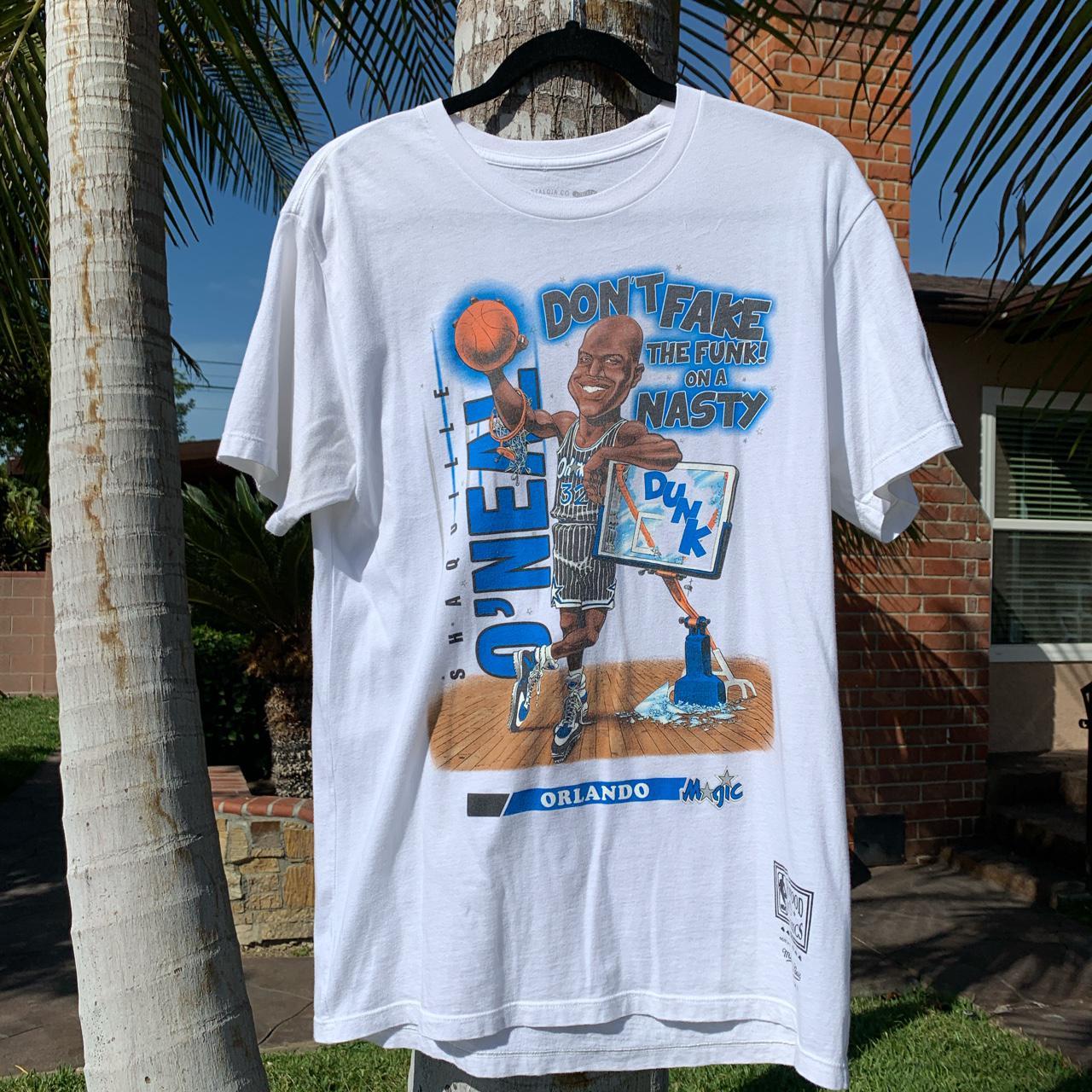 Mitchell and ness shaq best sale t shirt