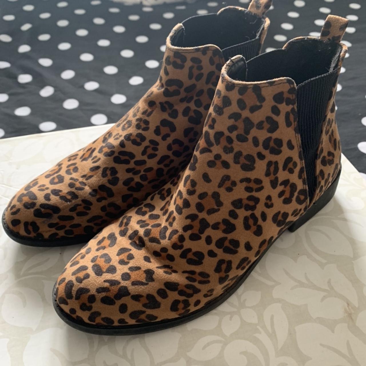 Primark Leopard Print cling Boots