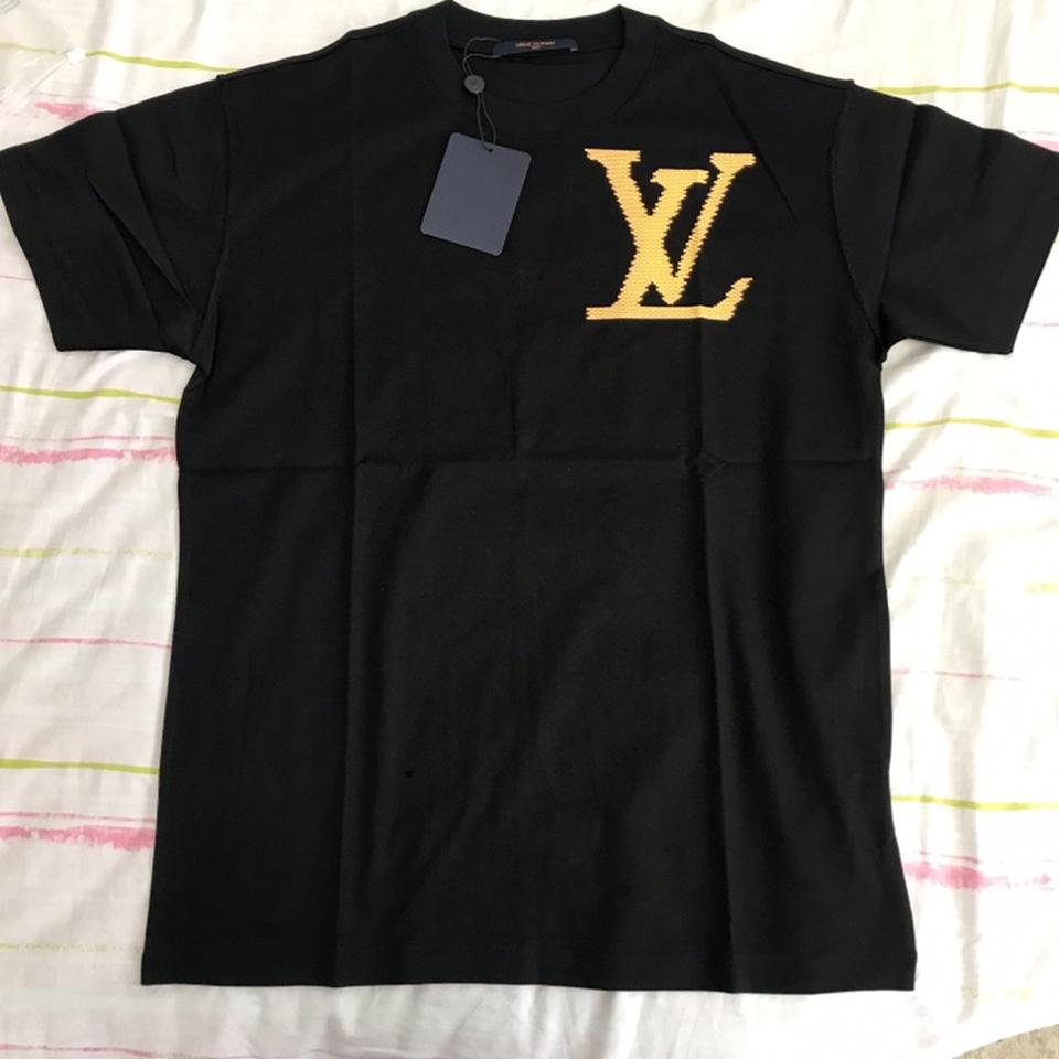 Louis Vuitton T-Shirt Monogram Gradient lvse. In - Depop
