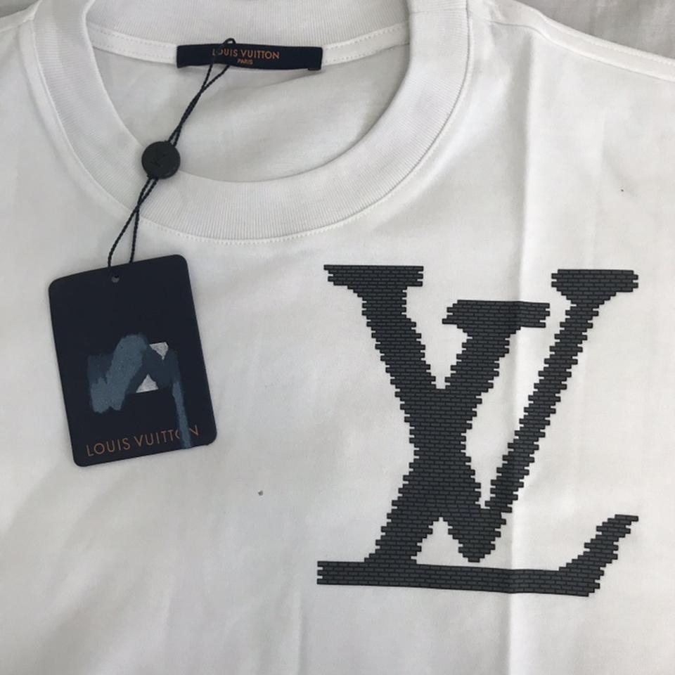 Louis Vuitton towel T-shirt very rare piece hardly - Depop