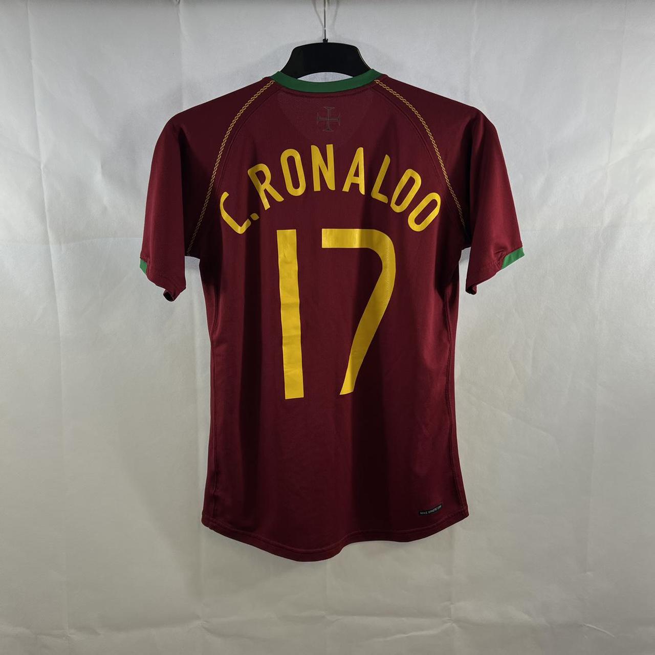 Portugal Ronaldo 17 Home Football Shirt 2006/08 XL... - Depop