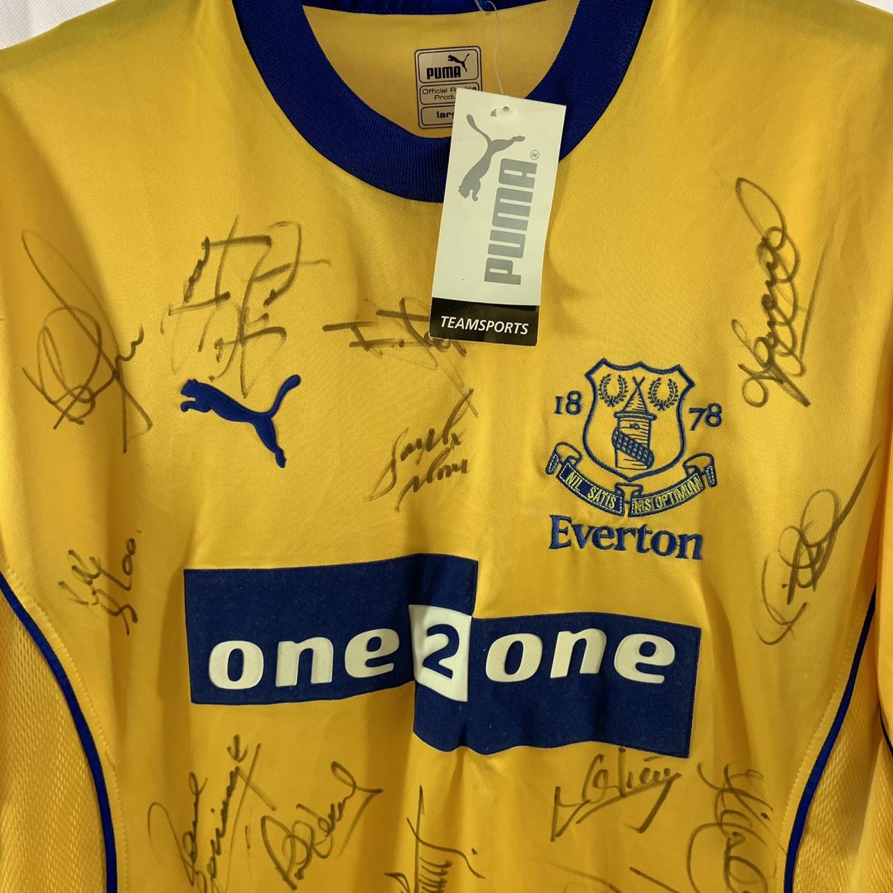 BNWT Everton Signed Away Football Shirt 2000/01... - Depop