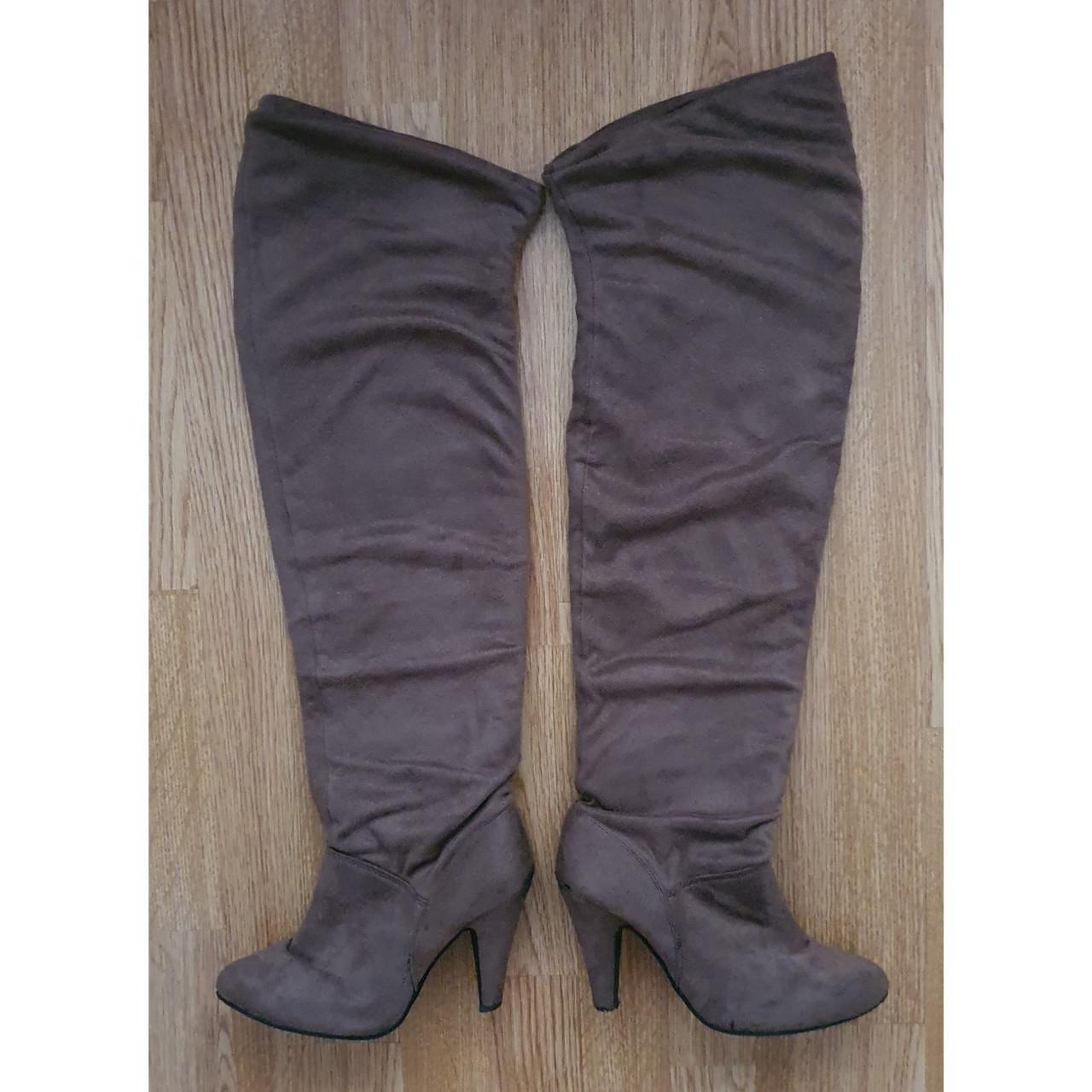 Primark Women's Brown and Black Boots Depop