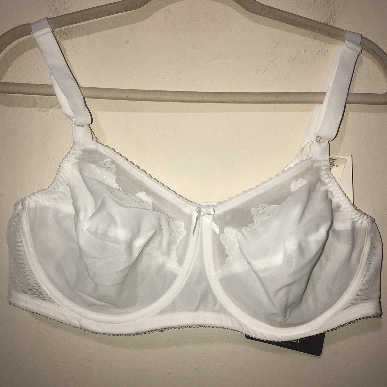 Vintage Deadstock Nwt Bali Women's Flower Underwire - Depop