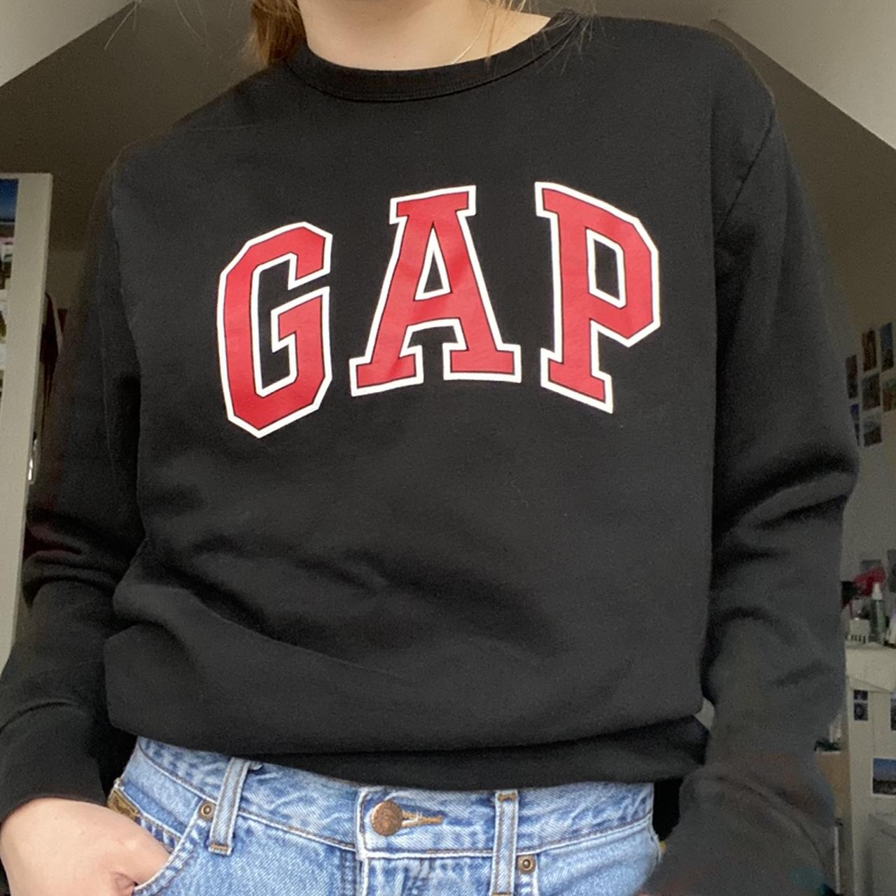 red gap crewneck