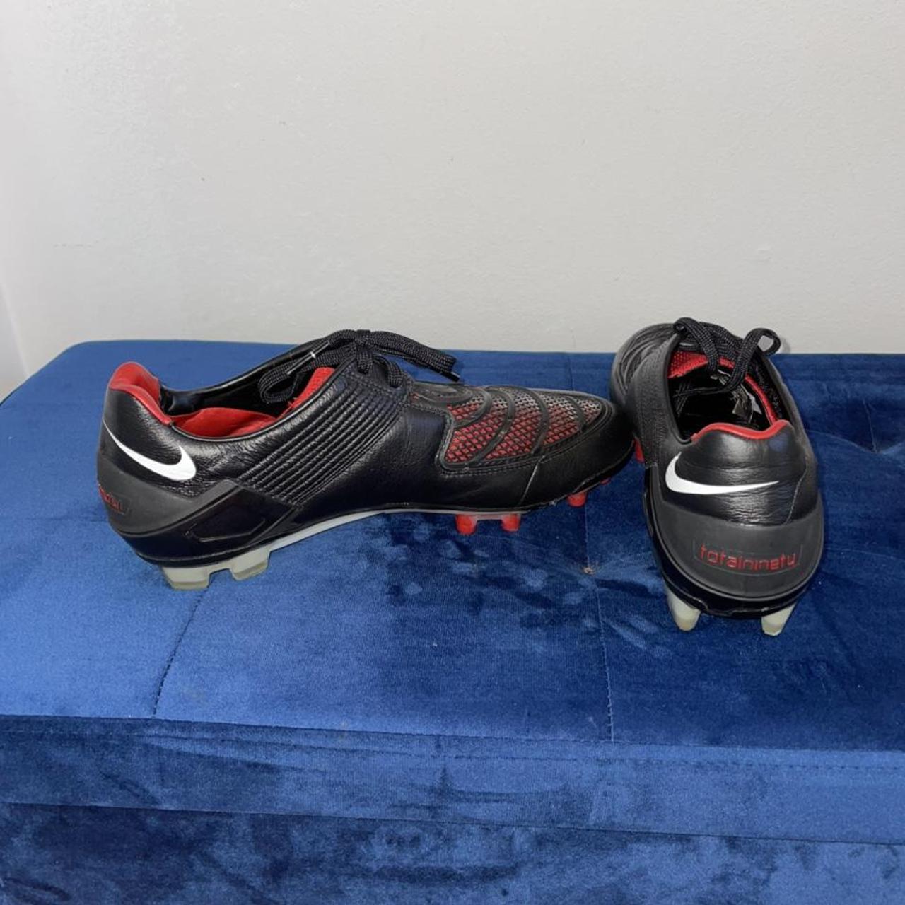 total 90 laser football boots