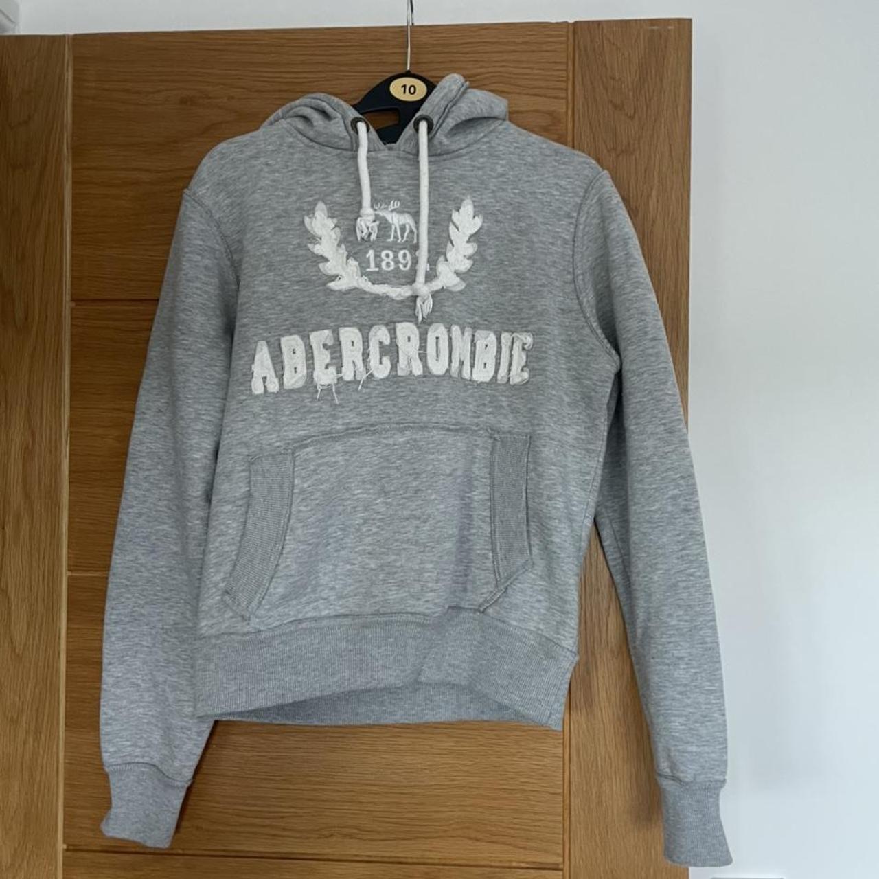 Abercrombie & Fitch Women's Grey and White Hoodie | Depop