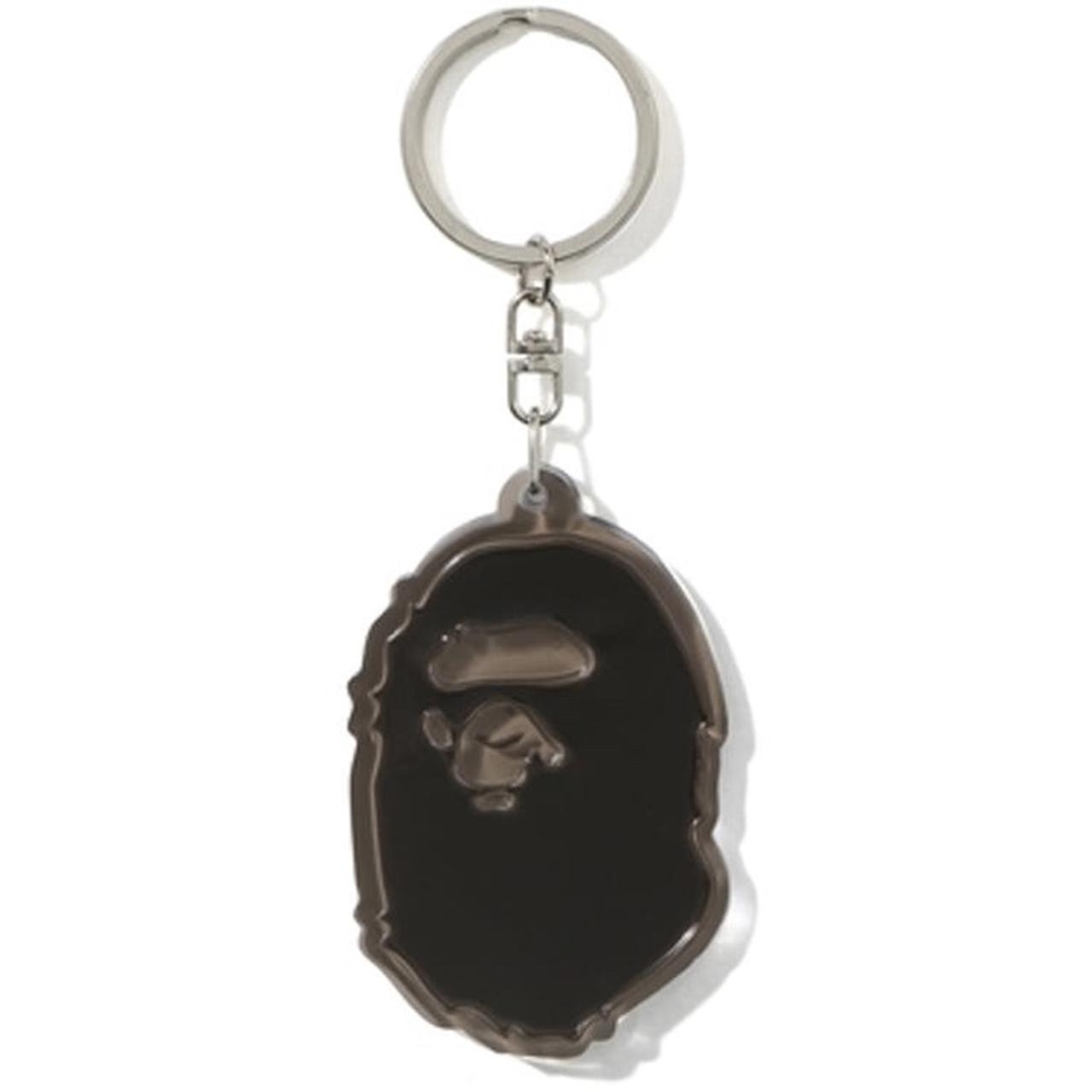 A bathing outlet ape keychain