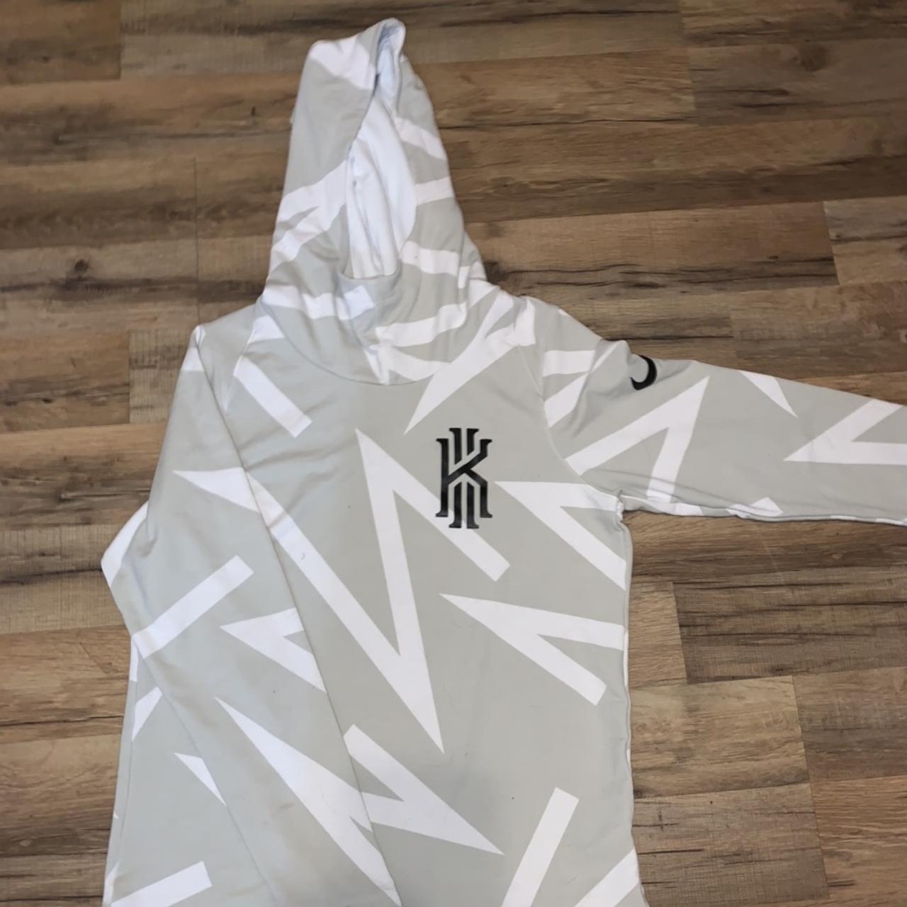 Kyrie hoodie cheap youth