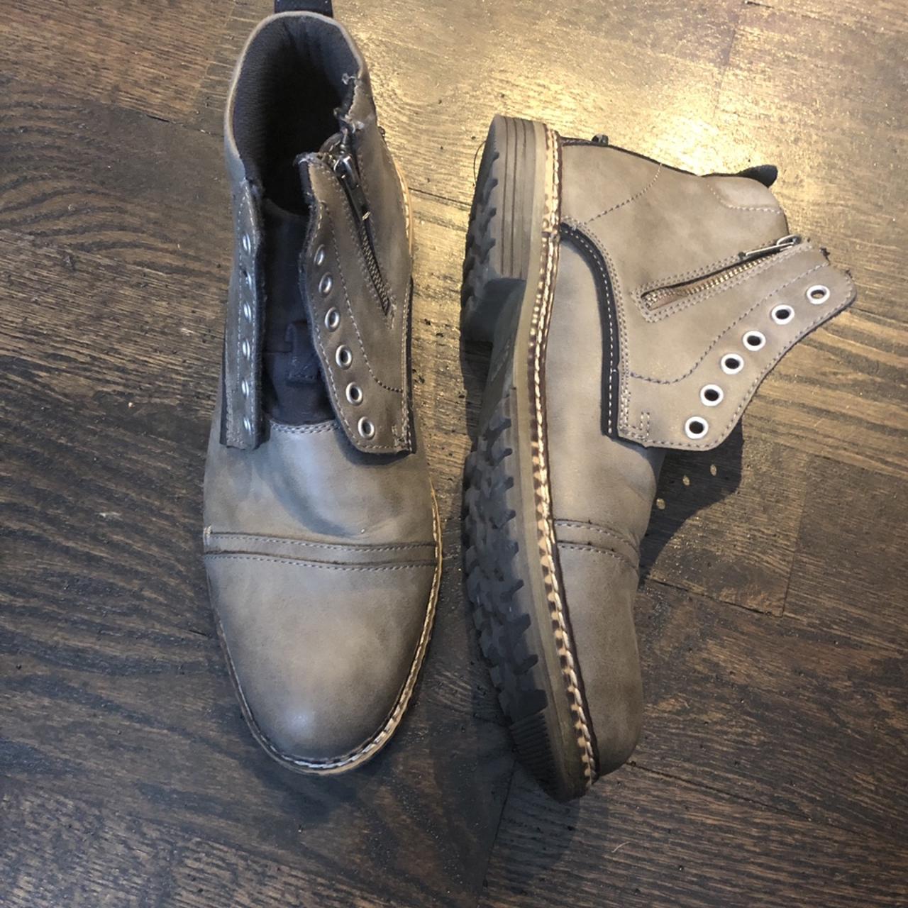 Men's Boots (2)